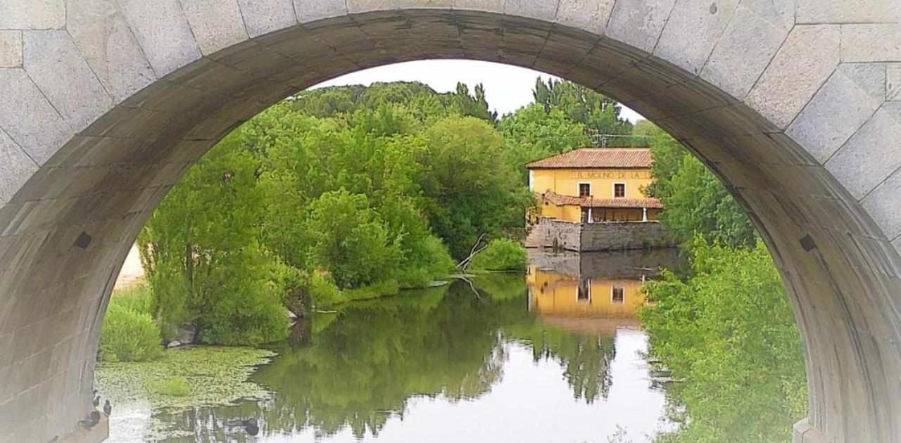 Casa Del Puente Muralla Homes Авила Экстерьер фото